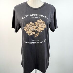 Schitts’s Creek Rose Apothecary Graphic Tee Shirt Large EUC